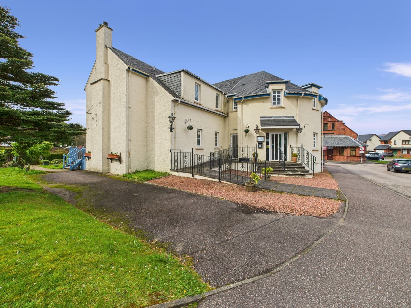 Distillery Guest House North Road, Fort William, Highland, PH33 6LR