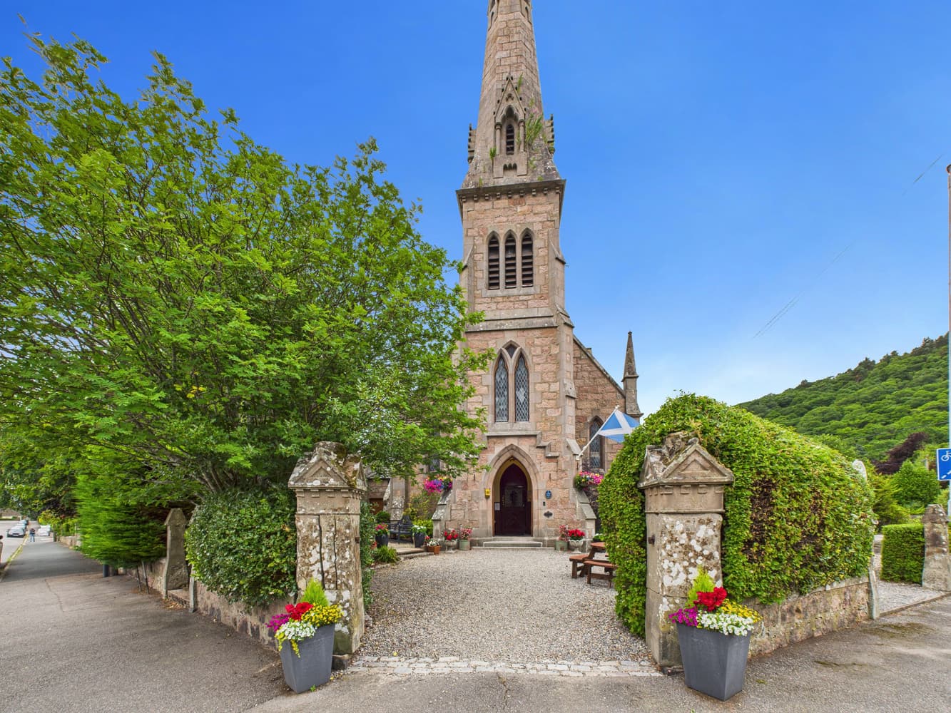 The Auld Kirk, 31 Braemar Road, Ballater, Aberdeenshire, AB35 5RQ