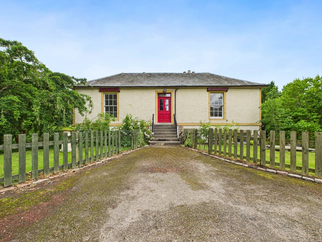 Deanshaugh House, Elgin, Moray, IV30 4NU