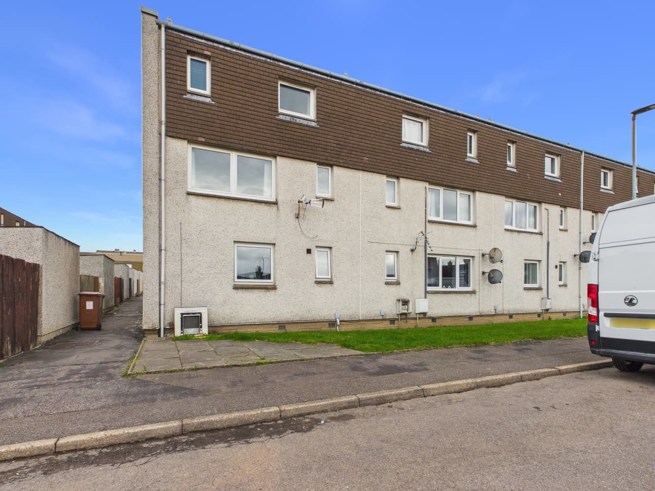 24 Glenesk Road, Lhanbryde, Elgin, Moray, IV30 8PW